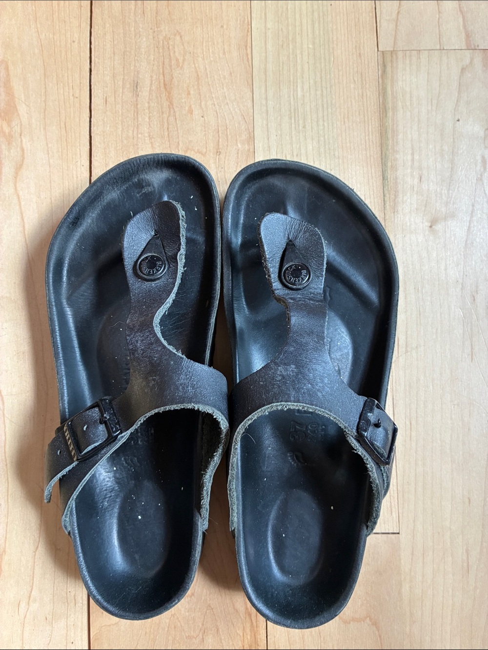 Birkenstock Gizeh sandals